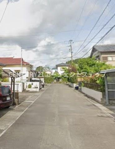 　前面道路含む現地写真　前面道路が広く便利です