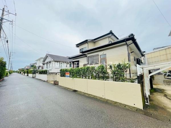 　前面道路含む現地写真　前面道路含む現地写真です