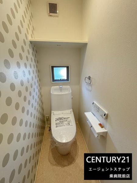 　トイレ　2階トイレ