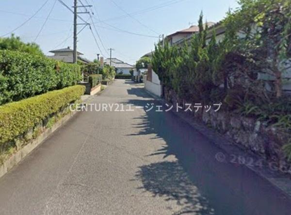 　前面道路含む現地写真　