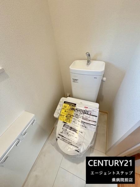 　トイレ　2階トイレ