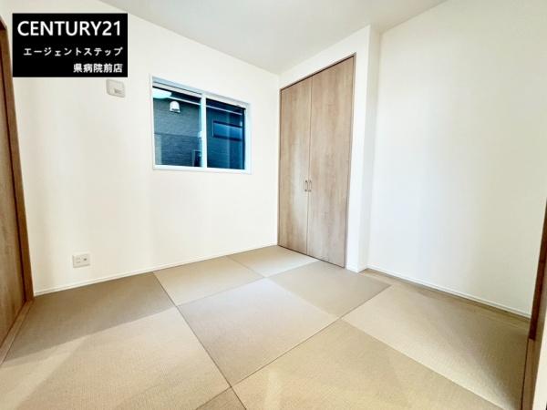 　和室　落ち着いた雰囲気の和室です