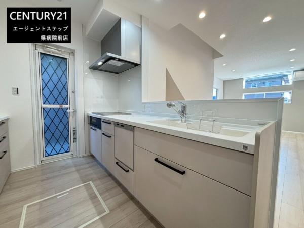 　キッチン　広々としたキッチンが魅力です