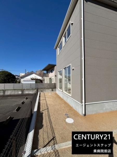 　庭　日当たりのよい庭が魅力です