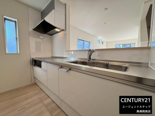 　キッチン　開放感のあるキッチンです