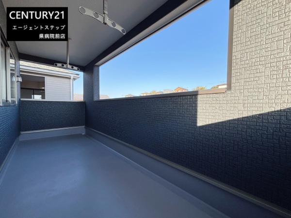 　バルコニー　広々としたバルコニーです