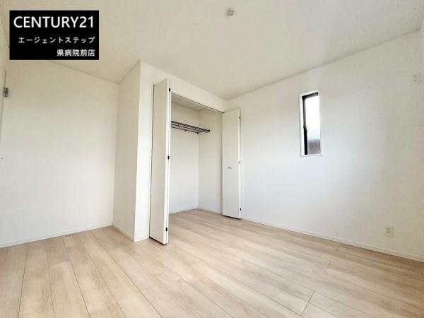 　子供部屋　シンプルな子供部屋です