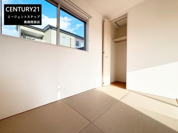 　和室　収納付き和室が魅力的です