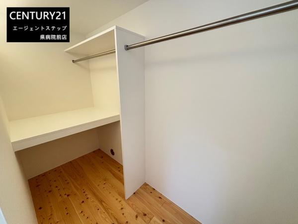 　収納　広々とした収納スペースが魅力の収納です