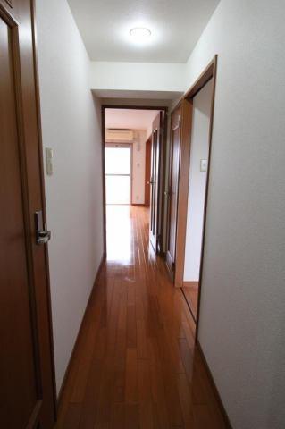 ファミリアOdo　玄関　