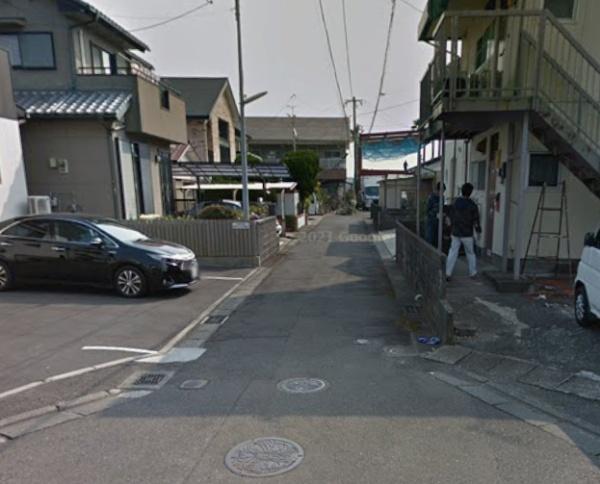 　前面道路含む現地写真　