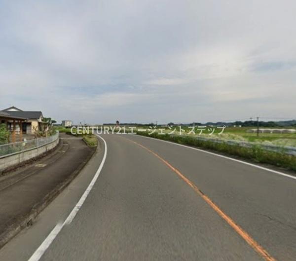 　前面道路含む現地写真　