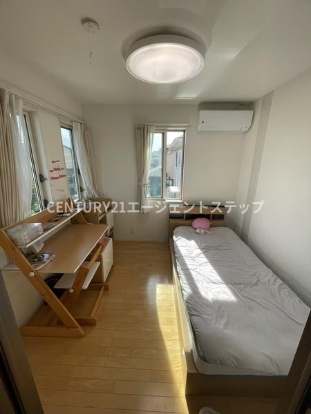 　子供部屋　明るい子供部屋です