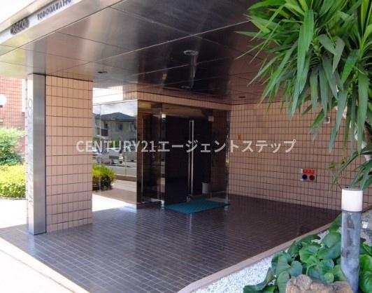 　エントランス　開放感のあるエントランスです