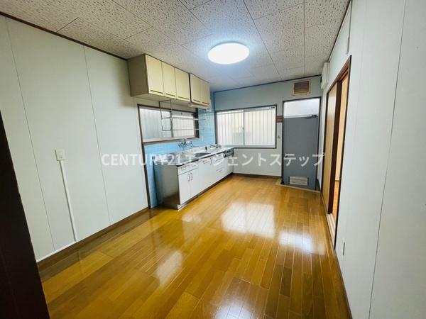 　リビング　リビングの広さが魅力です