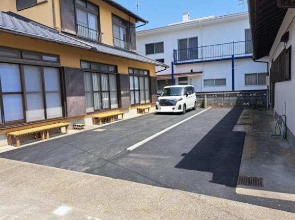 　駐車場　