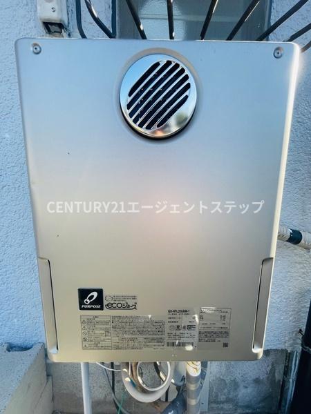 　その他　給湯器が設置されています