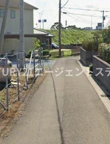 　前面道路含む現地写真　