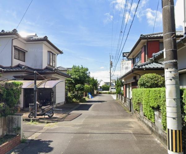 　前面道路含む現地写真　