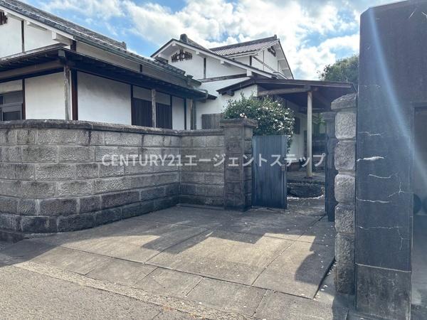 　その他　外観は和風で存在感があります