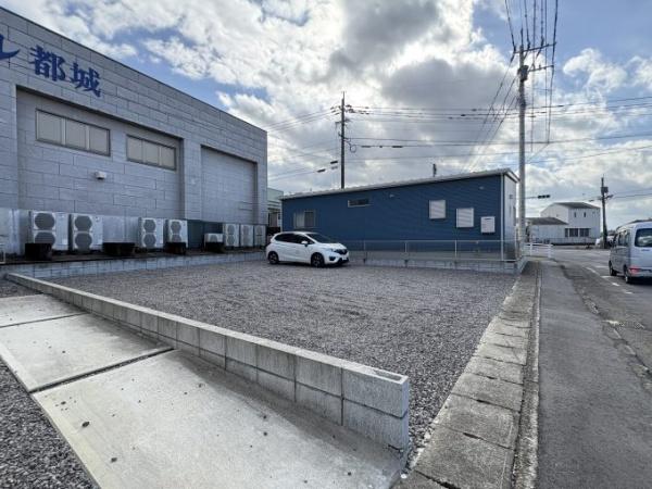 　駐車場　使いやすい駐車場です