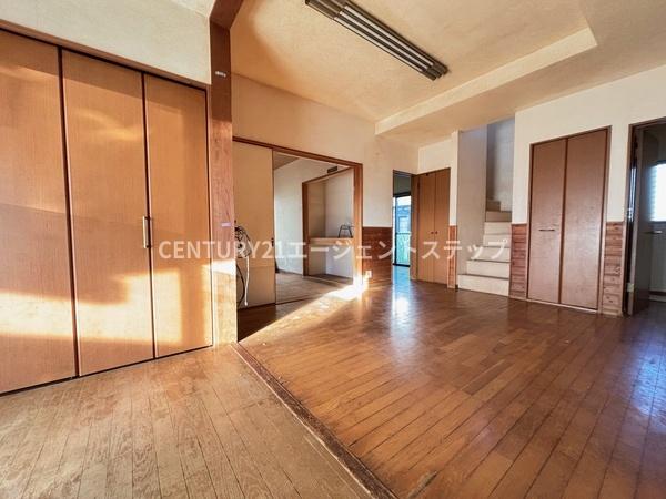 　リビング　明るいリビング空間です