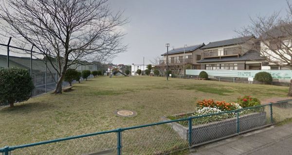 　九林台緑地広場（公園）／915m　