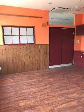 アベニュー小松店舗　エントランス　