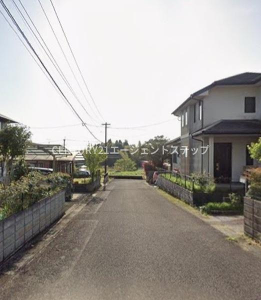 　前面道路含む現地写真　前面道路含む現地写真です