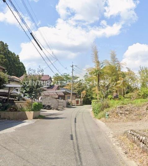 　前面道路含む現地写真　