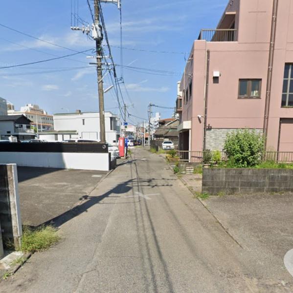 　前面道路含む現地写真　