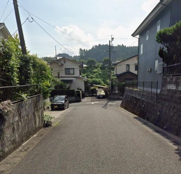 　前面道路含む現地写真　