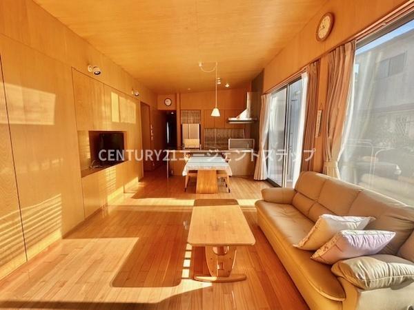 　リビング　広々としたリビングが魅力です