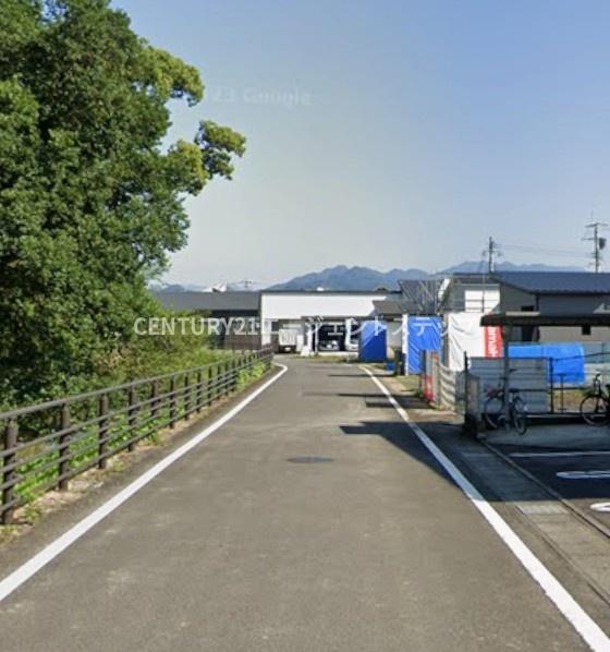 　前面道路含む現地写真　前面道路含む現地写真です