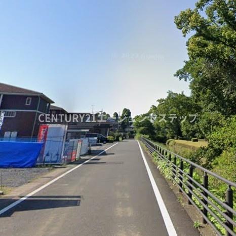 　前面道路含む現地写真　前面道路含む現地写真です