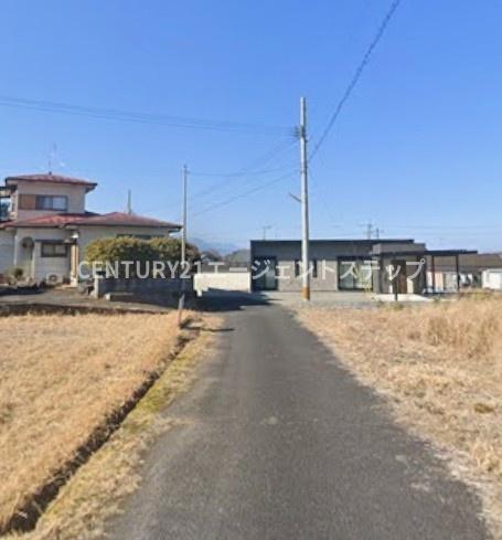 　前面道路含む現地写真　