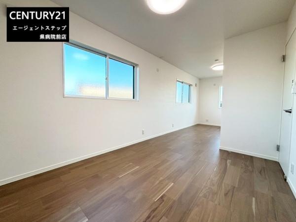 　洋室　明るい洋室が魅力です