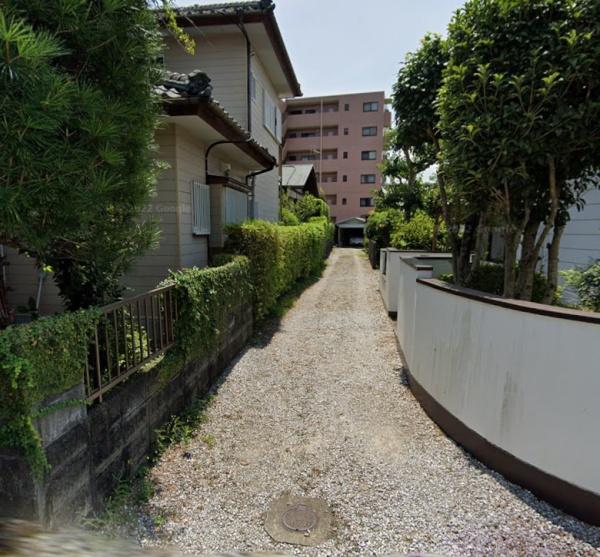 　前面道路含む現地写真　