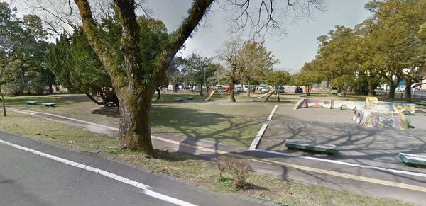 　出水口公園（公園）／653m　