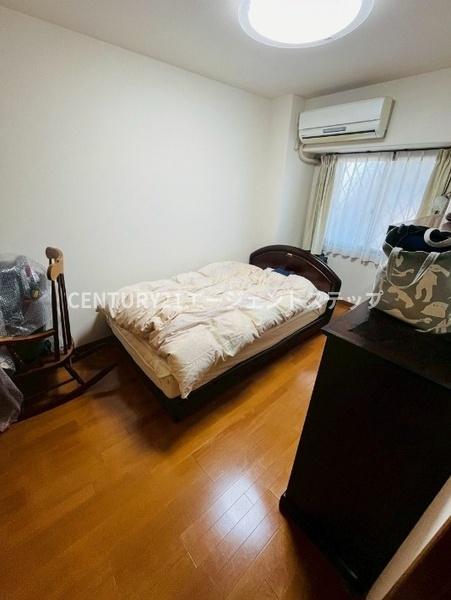 　洋室　使い勝手の良い洋室です