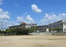　宮崎市立宮崎南小学校（小学校）／2337m　徒歩約22分です