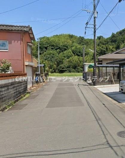 　前面道路含む現地写真　