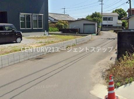 　前面道路含む現地写真　