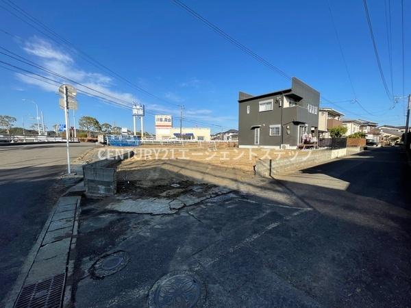 　現地土地写真　現地土地写真で開放的です