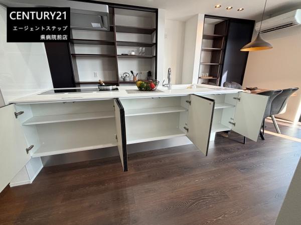 　キッチン　収納