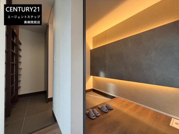 　玄関　玄関が落ち着いた雰囲気です