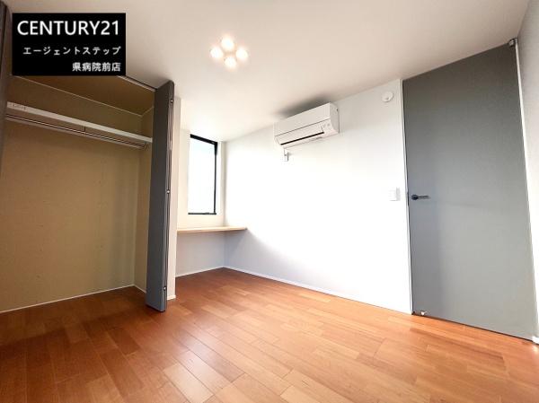 　洋室　洋室は清潔感があります