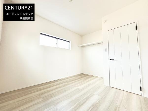 　子供部屋　シンプルな子供部屋です