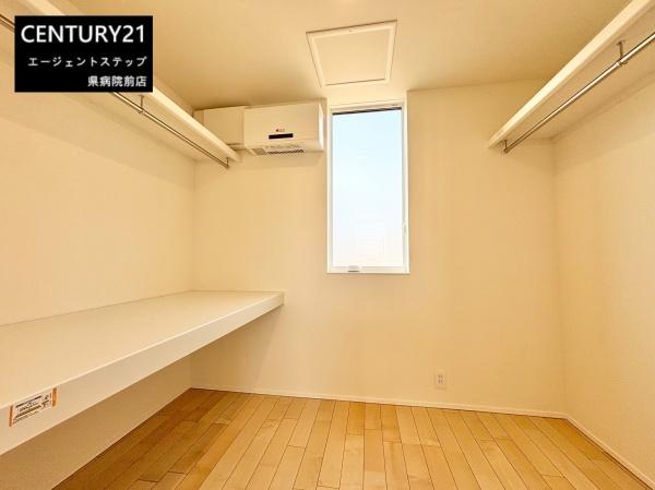 　収納　収納スペースが広々しています