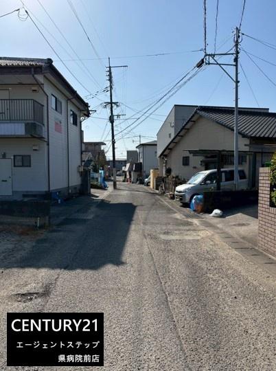 　前面道路含む現地写真　前面道路含む現地写真です
